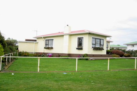 Photo of property in 37 Surrey Road, Springvale, Whanganui, 4501