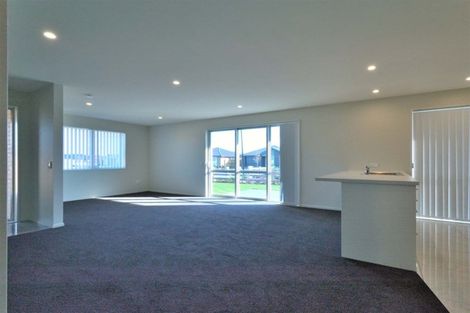 Photo of property in 10 Keeper Close, Woodend, 7610