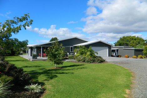 Photo of property in 10 Awhitu Road, Kerikeri, 0230
