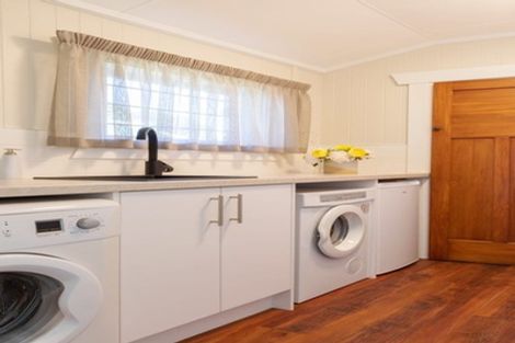 Photo of property in 11 Seyton Street, Stratford, 4332