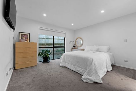 Photo of property in 32 Leathem Crescent, Pokeno, 2402