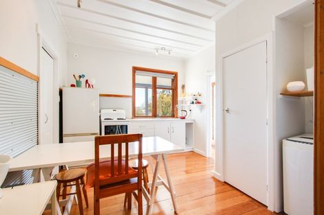 Photo of property in 124a Shakespeare Road, Bluff Hill, Napier, 4110