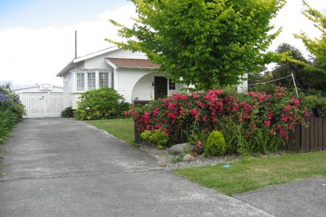 Photo of property in 76 Derby Street, Feilding, 4702