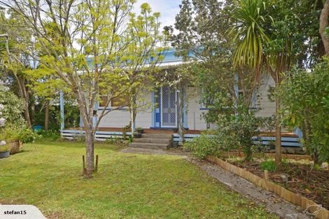 Photo of property in 3 Hickson Street, Featherston, 5710