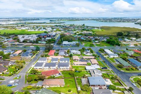 Photo of property in 9 Marriott Road, Pakuranga, Auckland, 2010