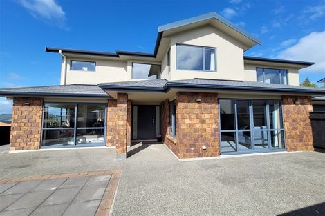 Photo of property in 3 Comber Place, Johnsonville, Wellington, 6037