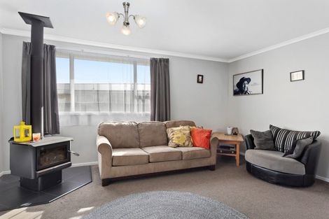 Photo of property in 35 Rata Avenue, Edgecumbe, 3120