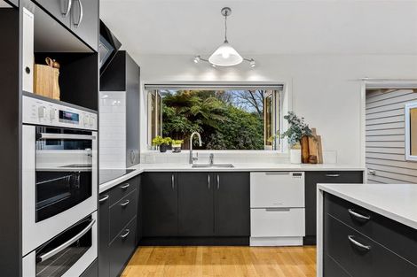 Photo of property in 152 Riverlaw Terrace, Saint Martins, Christchurch, 8022