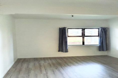 Photo of property in 19 Glen Norman Avenue, Henderson, Auckland, 0610