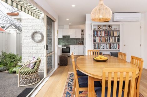 Photo of property in 8a Mchardy Street, Havelock North, 4130