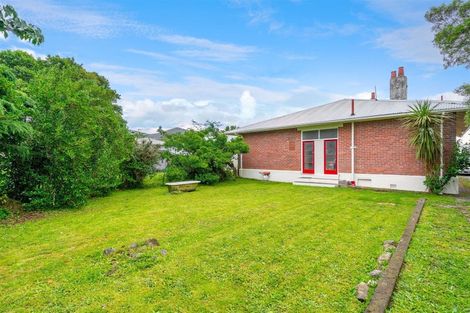 Photo of property in 70 Bell Street, Featherston, 5710
