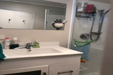 Photo of property in 2/7 Chapel Street, Papakura, 2110