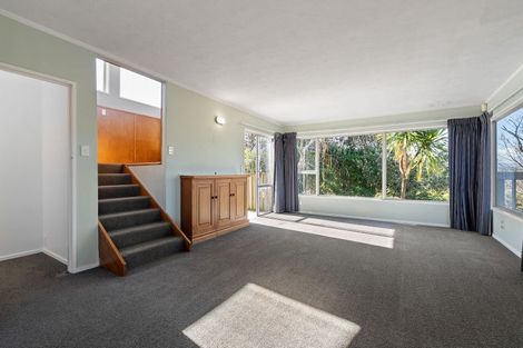 Photo of property in 1 Fyvie Avenue, Tawa, Wellington, 5028