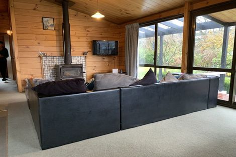 Photo of property in 50 Mckenzie Street, Geraldine, 7930