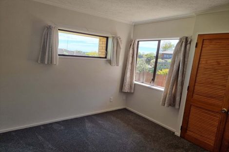 Photo of property in 47 Dalwhinnie Parade, Highland Park, Auckland, 2010