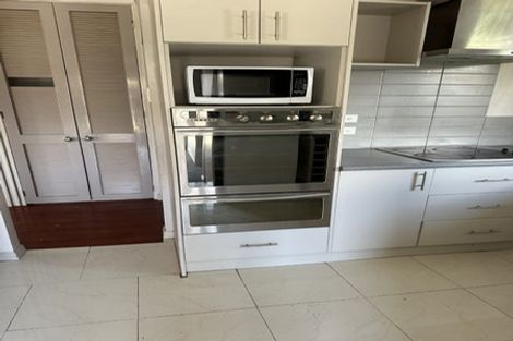 Photo of property in 1/422 Hibiscus Coast Highway, Orewa, 0931