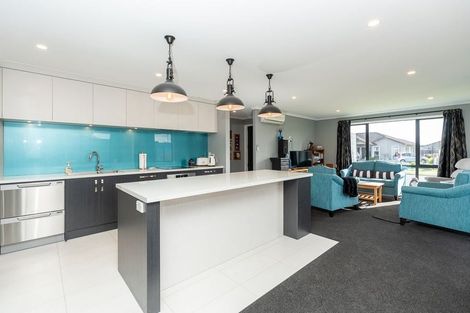 Photo of property in 74 Mataroa Crescent, Flagstaff, Hamilton, 3210