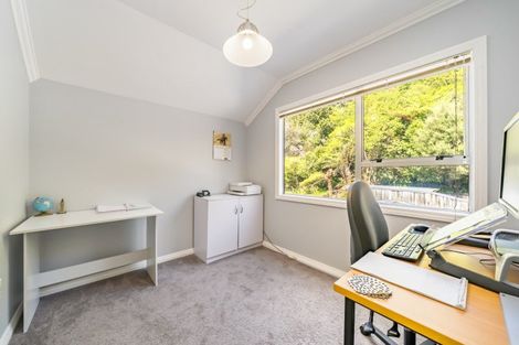 Photo of property in 77 Sunbrae Drive, Silverstream, Upper Hutt, 5019