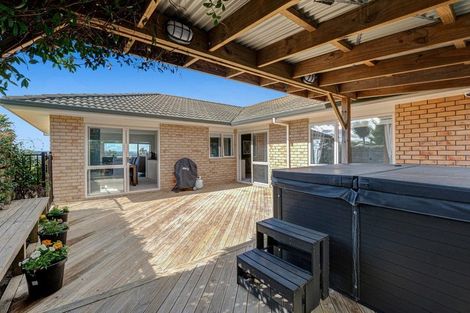 Photo of property in 7 Omana Avenue, Shelly Beach, Helensville, 0874