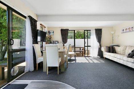 Photo of property in 32a Tamatea Road, Taupo, 3330