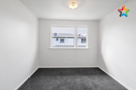 Photo of property in 15 Park Street, Winton, 9720