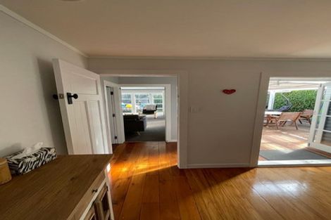 Photo of property in 24 Amaru Road, One Tree Hill, Auckland, 1061