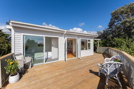 Photo of property in 16 Allen Road, Raumati Beach, Paraparaumu, 5032