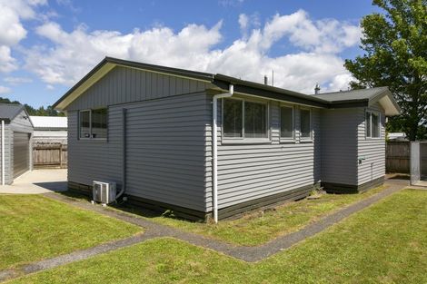 Photo of property in 27 Runuku Grove, Turangi, 3334