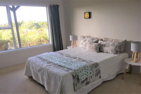 Photo of property in 50 Balmain Road, Chatswood, Auckland, 0626