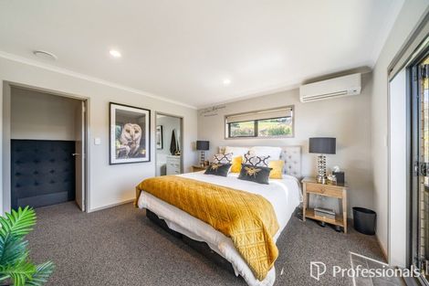 Photo of property in 35 Percy Kinsman Crescent, Riverstone Terraces, Upper Hutt, 5018