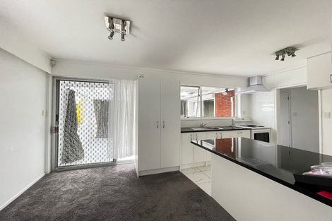 Photo of property in 76a Lake Road, Narrow Neck, Auckland, 0624