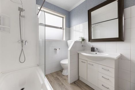 Photo of property in 28 Brighton Road, Green Island, Dunedin, 9018