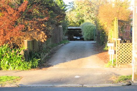 Photo of property in 23 Berkley Avenue, Hillcrest, Hamilton, 3216