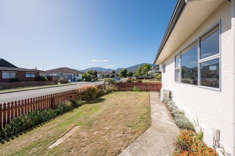 Photo of property in 2/55 Leicester Street, Stoke, Nelson, 7011