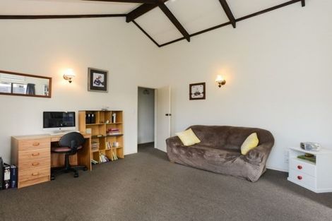 Photo of property in 410a Grays Road, Saint Leonards, Hastings, 4120