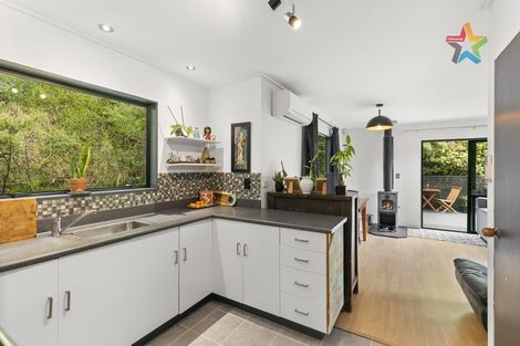 Photo of property in 3/4 Dowse Drive, Maungaraki, Lower Hutt, 5010