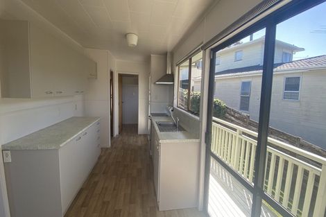 Photo of property in 66 Lavery Place, Sunnynook, Auckland, 0632