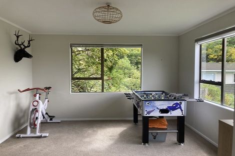 Photo of property in 34 Voltaire Street, Karori, Wellington, 6012