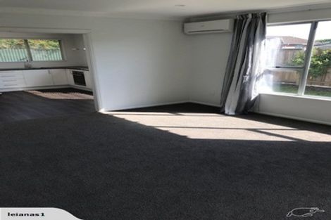 Photo of property in 118 Avonhead Road, Avonhead, Christchurch, 8042