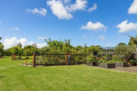 Photo of property in 27 Unahi Road, Awanui, 0486