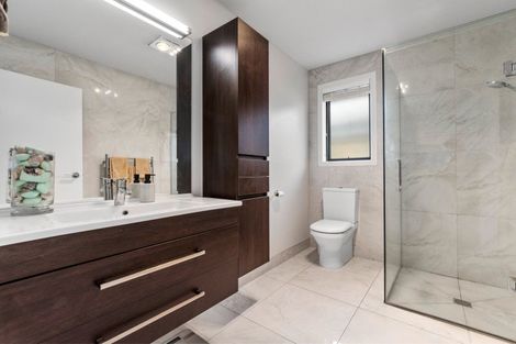 Photo of property in 2 Vesey Drive, Katikati, 3129