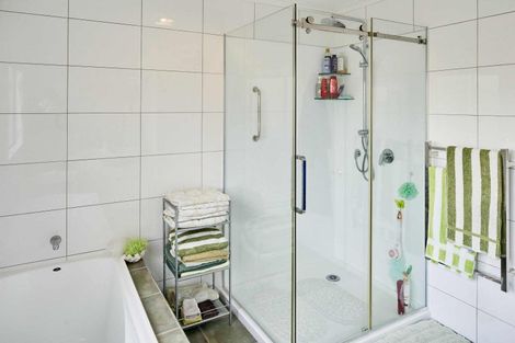 Photo of property in 28 Saint Ives Drive, Camborne, Porirua, 5026