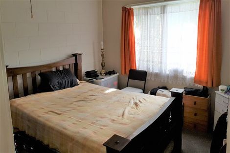 Photo of property in 1/82 Porchester Road, Papakura, 2110