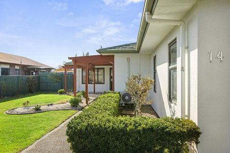 Photo of property in 14 Catalina Drive, Melville, Hamilton, 3206