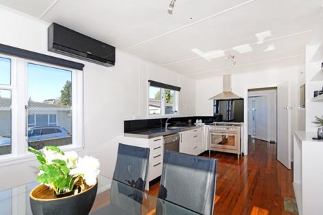 Photo of property in 63 Martin Street, Monaco, Nelson, 7011