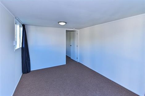 Photo of property in 125 Sykes Road, Weymouth, Auckland, 2103