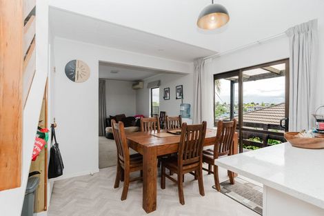 Photo of property in 4 Leyton Place, Nawton, Hamilton, 3200