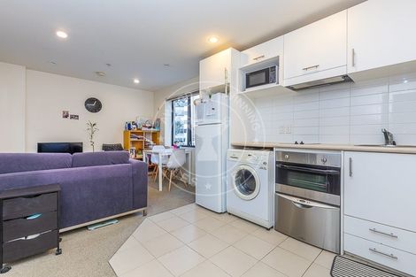 Photo of property in 23 Emily Place, Bellevue, Tauranga, 3110