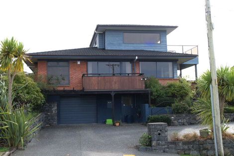 Photo of property in 35 Alexander Street, Cockle Bay, Auckland, 2014