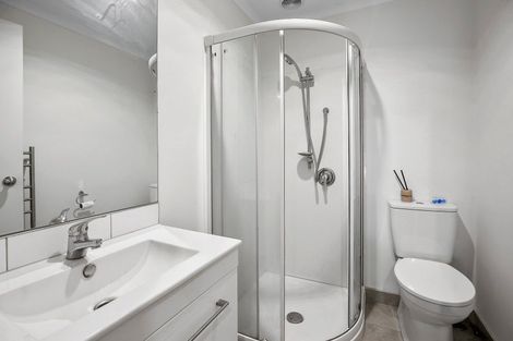 Photo of property in 1/113 Knighton Road, Hillcrest, Hamilton, 3216